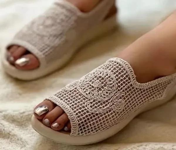 راهنمای خرید صندل دخترانه توری + قیمت عالی